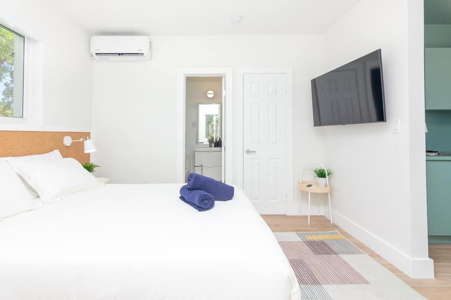Newly Renovated Stylish Studio In El Portal #2 Miami Dış mekan fotoğraf