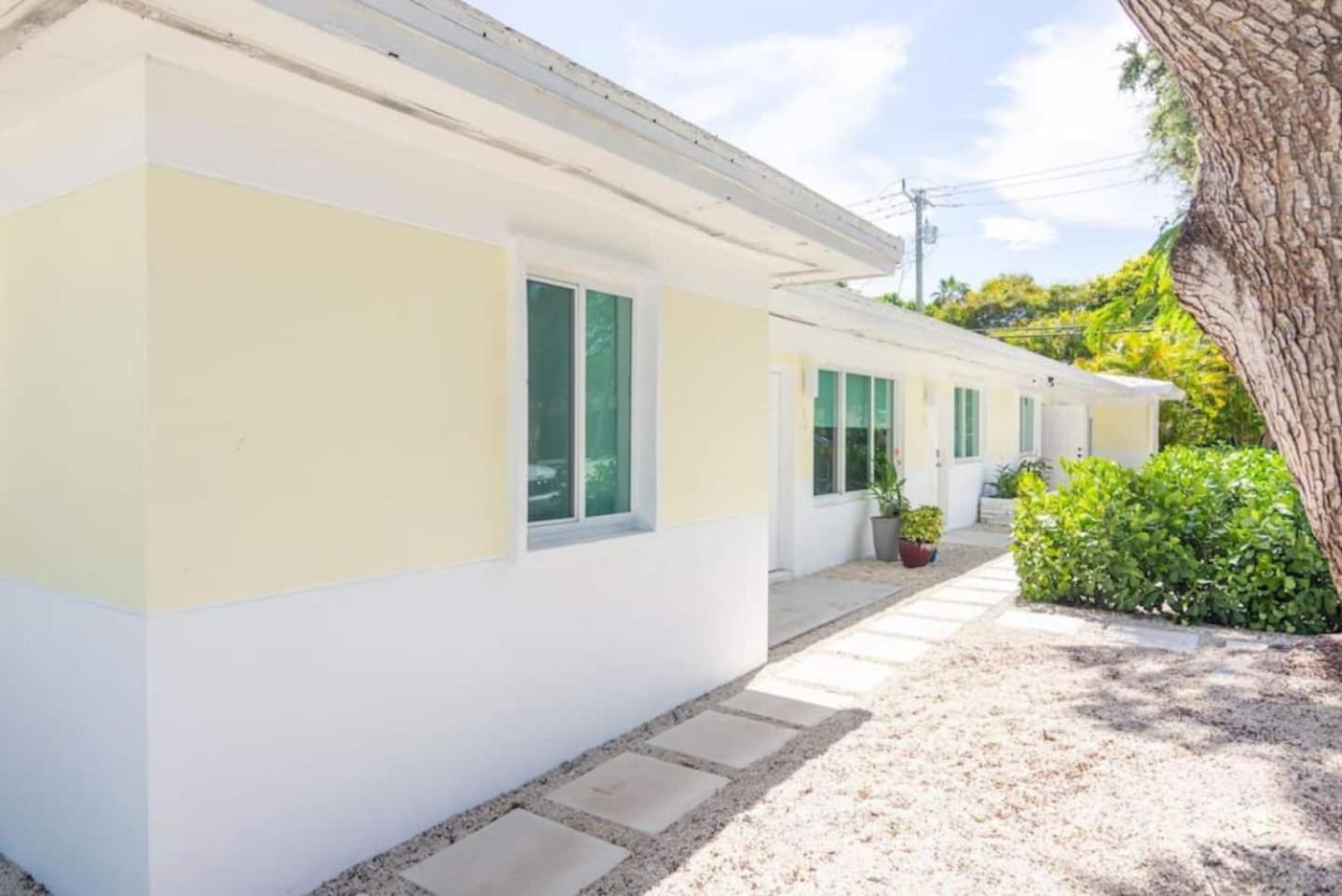 Newly Renovated Stylish Studio In El Portal #2 Miami Dış mekan fotoğraf