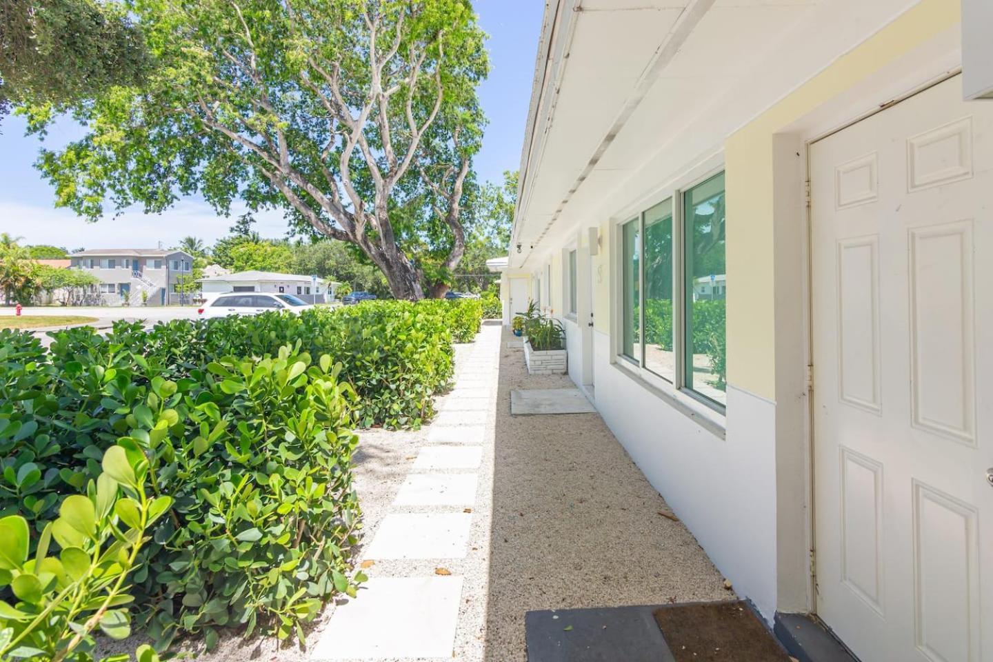 Newly Renovated Stylish Studio In El Portal #2 Miami Dış mekan fotoğraf