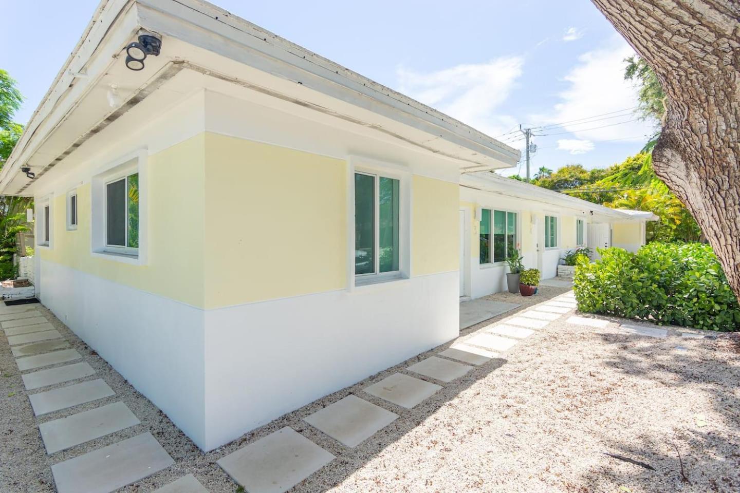 Newly Renovated Stylish Studio In El Portal #2 Miami Dış mekan fotoğraf