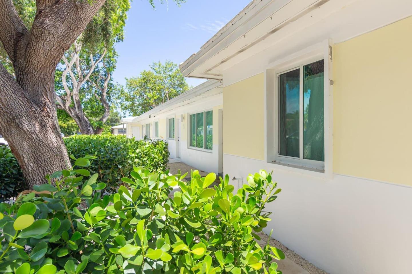 Newly Renovated Stylish Studio In El Portal #2 Miami Dış mekan fotoğraf